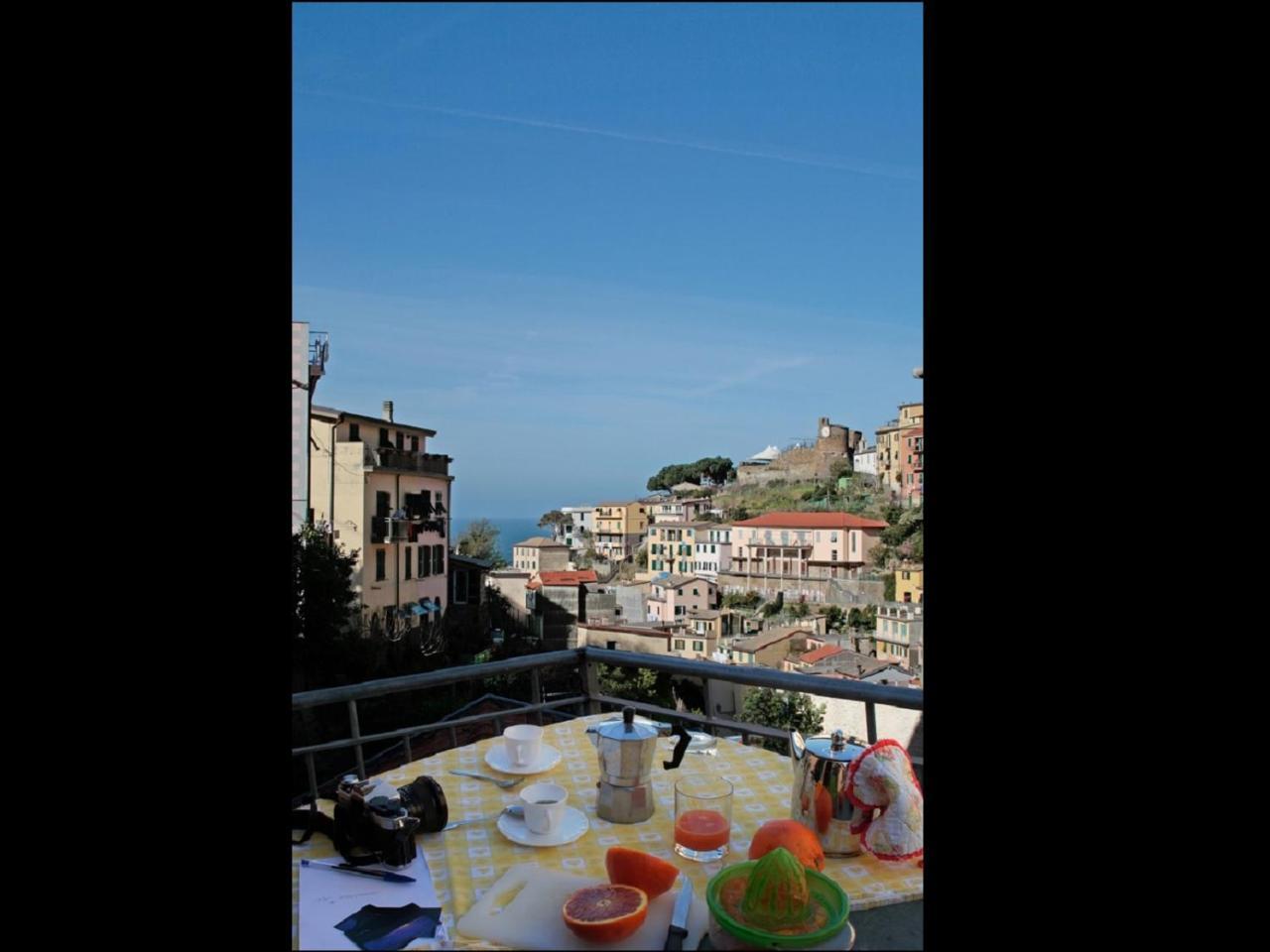 Carruggio Apartment Riomaggiore Exterior photo