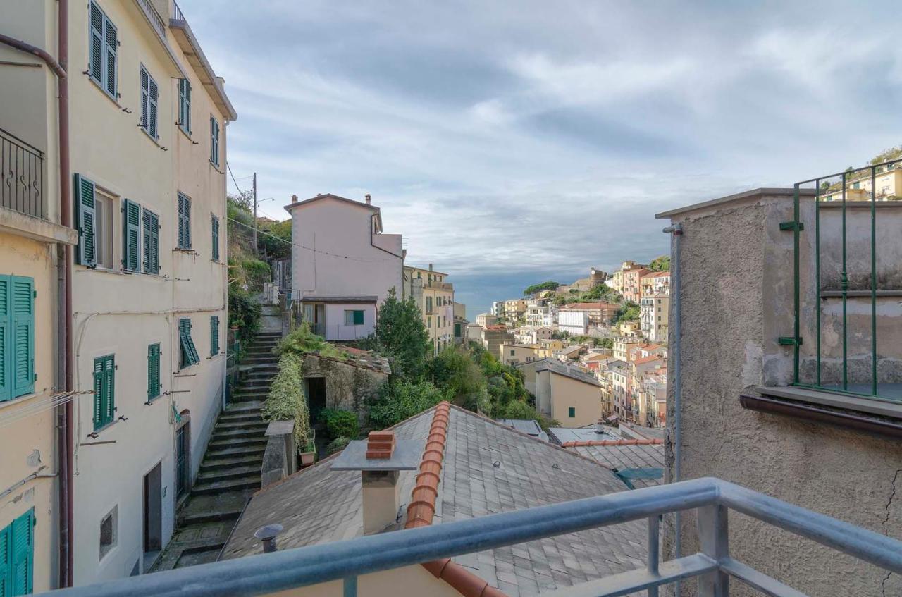 Carruggio Apartment Riomaggiore Exterior photo