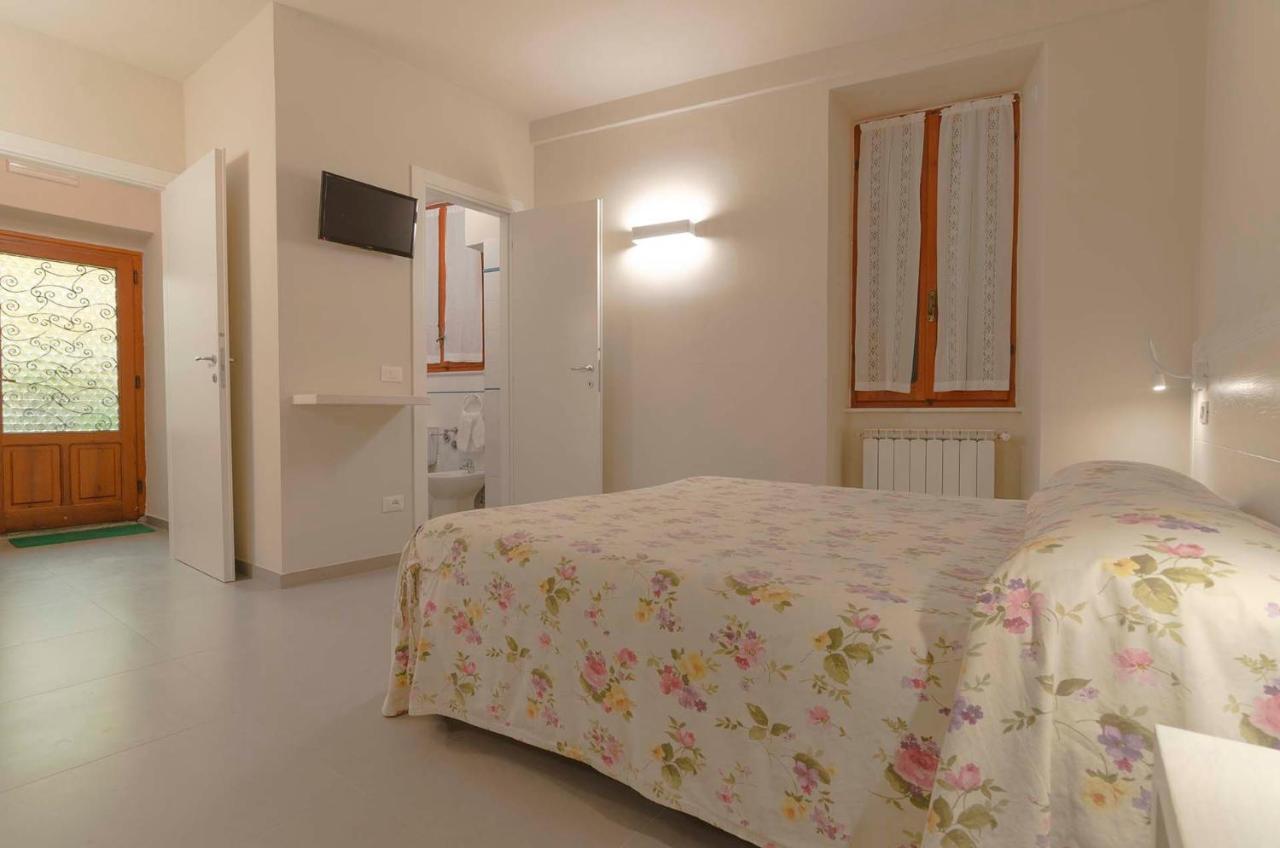 Carruggio Apartment Riomaggiore Exterior photo